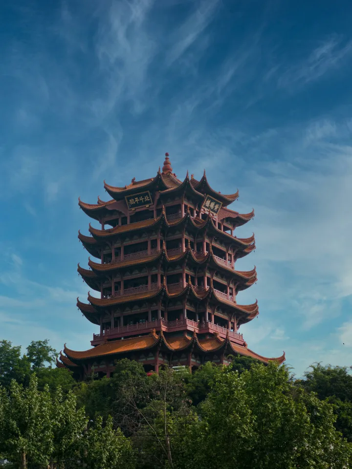 武汉黄鹤楼 / 长江大桥标志性晚霞摄影景观